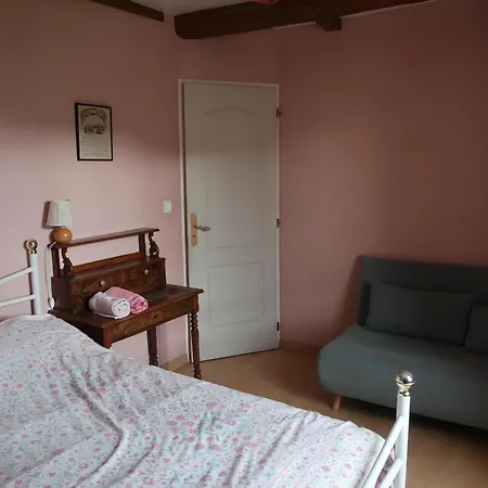 Appartement Maison Aux Volets Rouges Tournemire (Aveyron)
