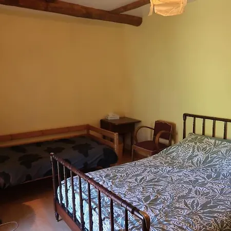 Appartement Maison Aux Volets Rouges