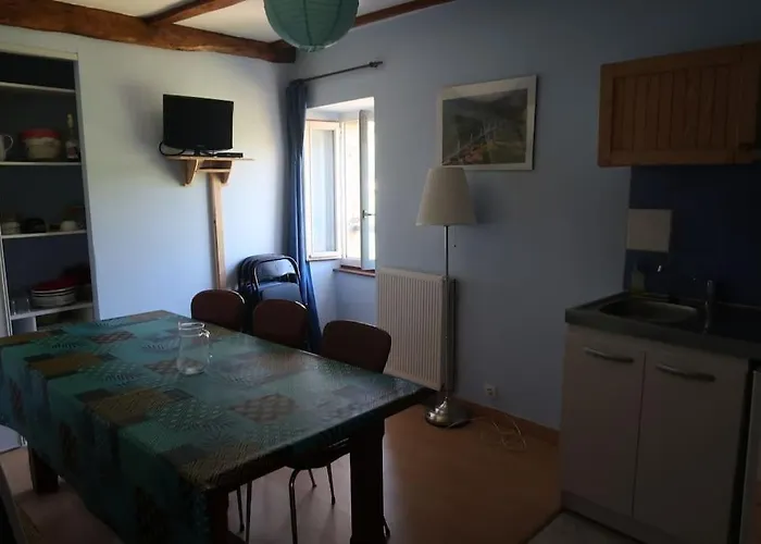 Lägenhet Maison Aux Volets Rouges *